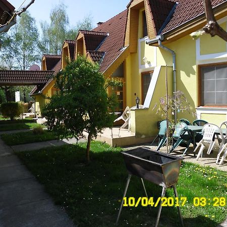 Pension Heidi Lenti Exterior photo