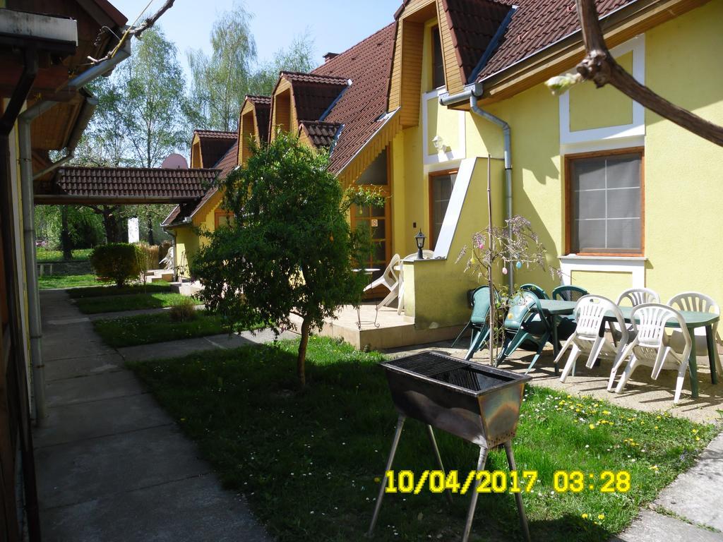 Pension Heidi Lenti Exterior photo